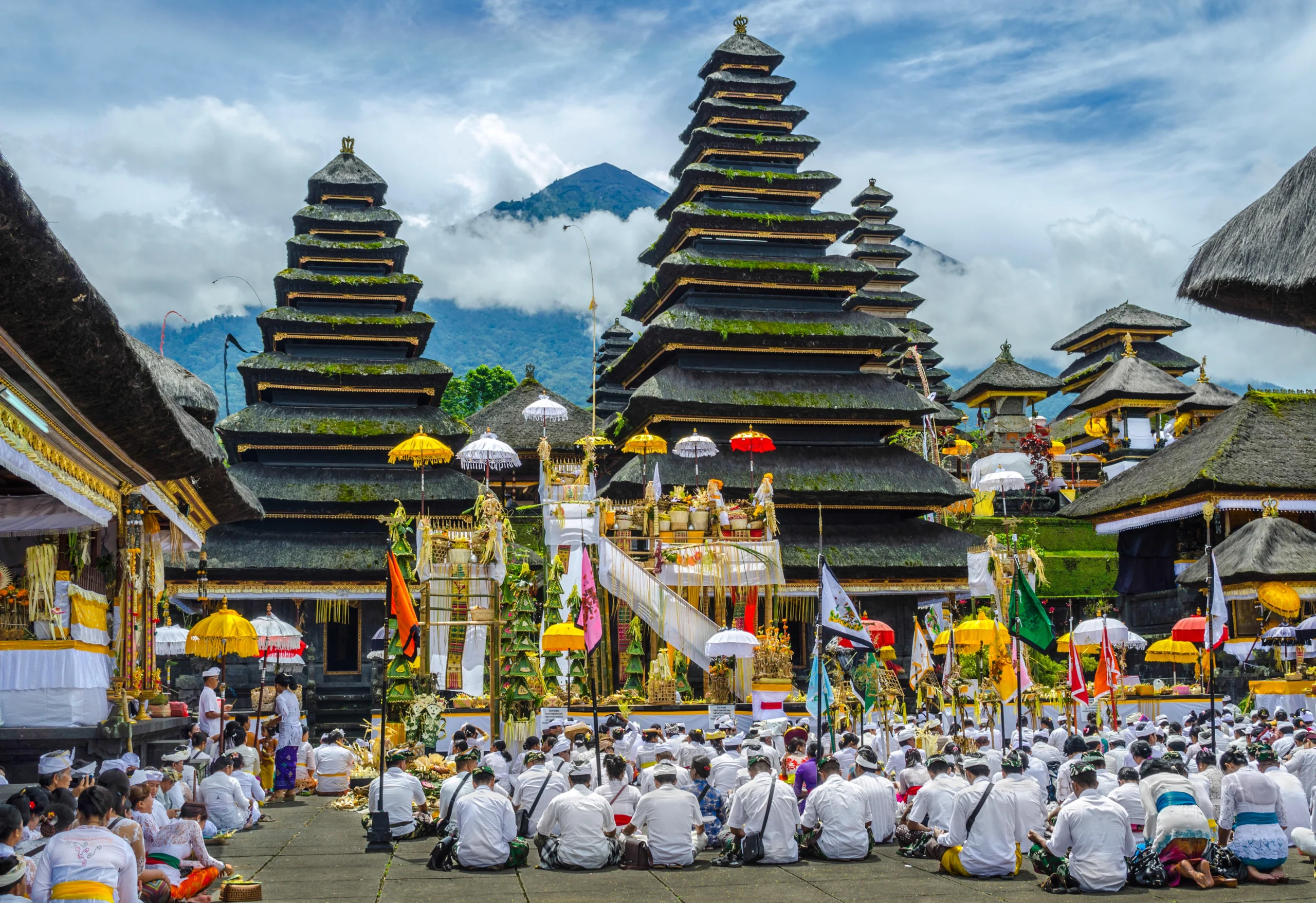 sanatana-dharma-menjelajahi-kedalaman-spiritualitas-hindu